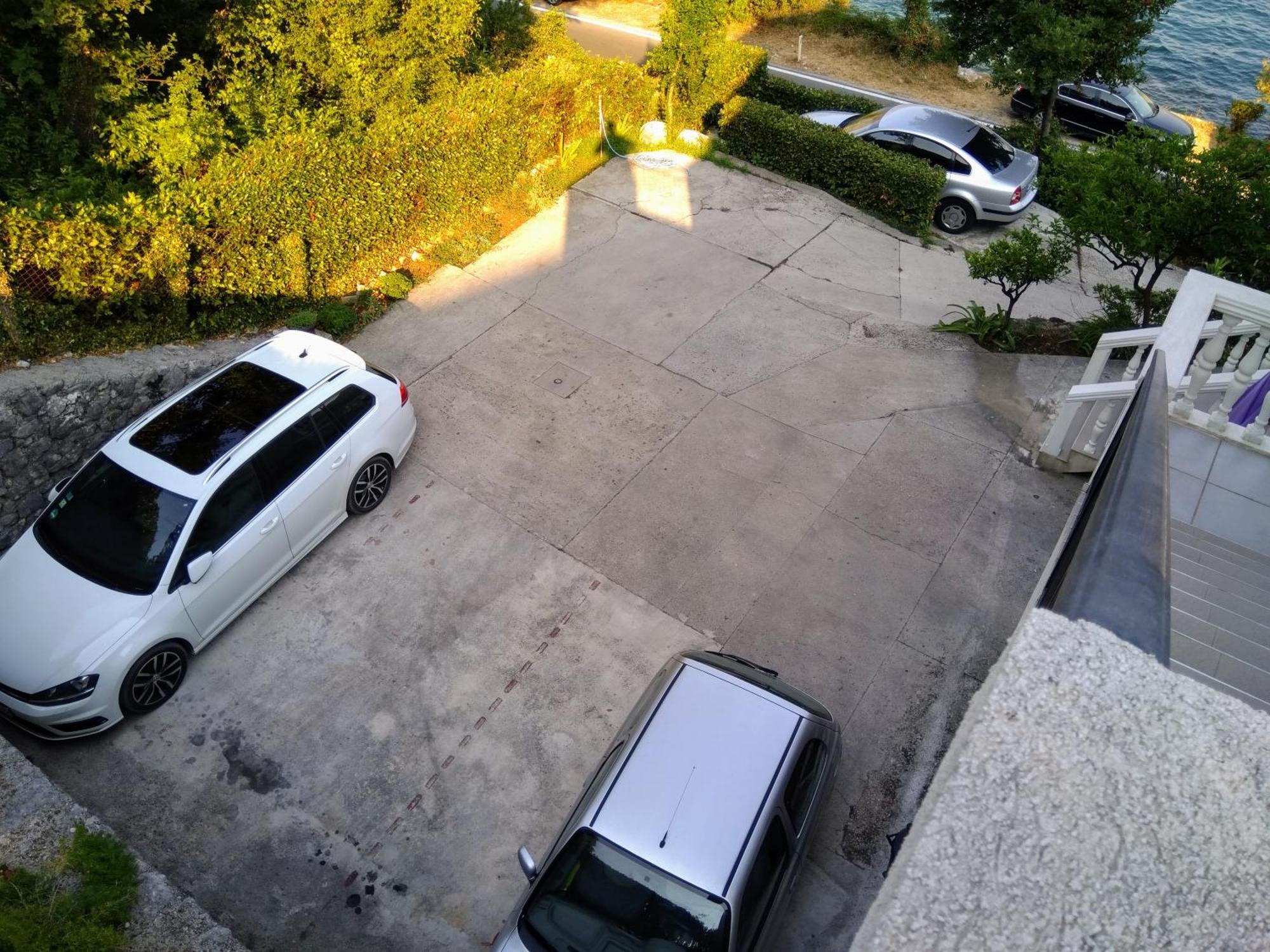 Apartments Villa Radonic Donji Morinj Buitenkant foto